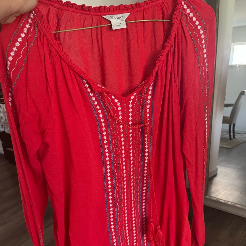Small Ariat Top